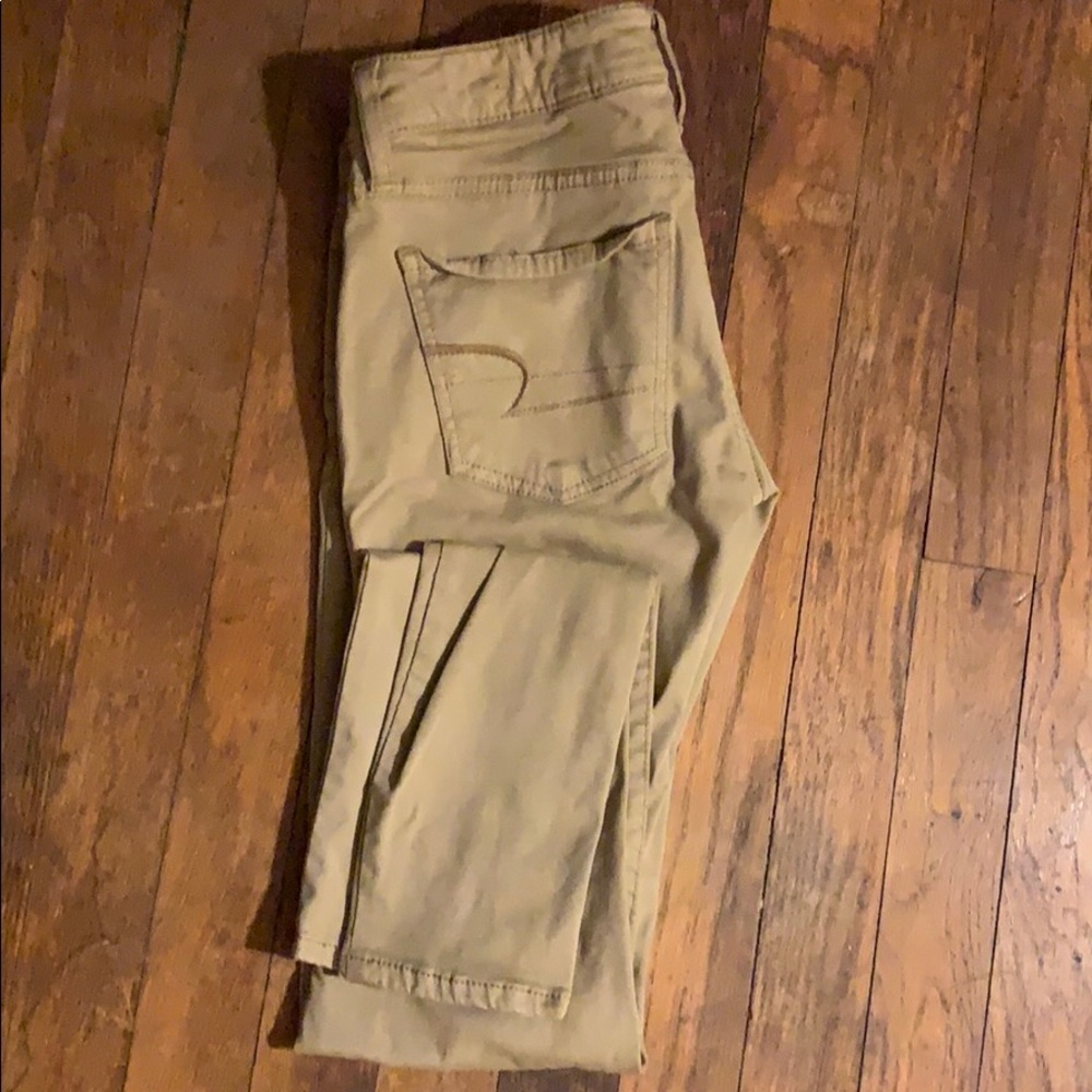 American eagle khaki pants